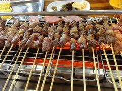 -哈尔滨小酒馆·鲜肉现穿自助烧烤(康新花园店)
