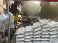 -老婆婆炒饭(小白楼1902欧式风情街店)