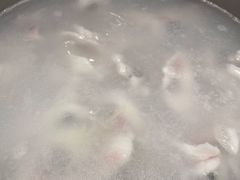 鱼片-淘米捞·米汤脆鲩鱼火锅(福田皇岗店)