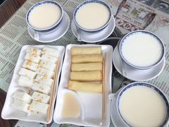 炸牛奶-周大娘牛乳(旧寨古村总店)