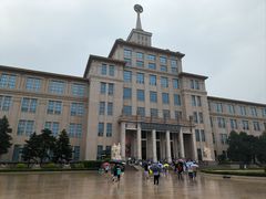 -军事博物馆(地铁站)