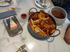 -遇见杜尚西餐厅(万达金街店)