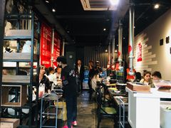 大堂-么肆烤肉·中式自助·烤肉大排档(街道口季佳PAI店)