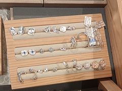 -十八字金银饰·拼豆·开蚌手工体验团建(君太百货店)