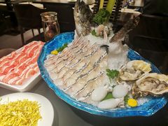 -鲜入唯煮·港式海鲜牛肉火锅(金宝街店)