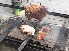 -张宏波烧猪店