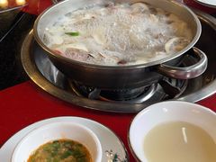 -老石黑山羊毛驴肉火锅(金凯广场店)