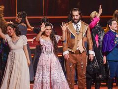 -交通银行前滩31演艺中心