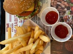 -The Habit Burger Grill 哈比特汉堡(复兴soho店)