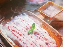 -三个四川人火锅(华联商厦店)