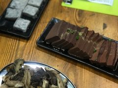 -牛一煲美食(江高店)