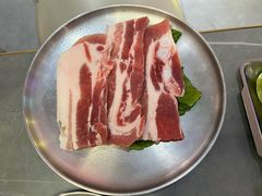 -围炉肉舍丹东海鲜烤肉·烤活鳗(步行街店)