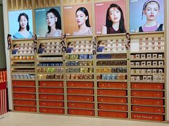 -moody彩瞳(环宇城店)