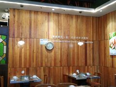 -胡须佬鸡煲四季火锅店(石厦西村直营店)