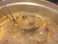 -千岛蚝高压锅生蚝·人参火锅(白云万达店)