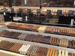 -Laderach 莱德拉(上海环贸iapm店)