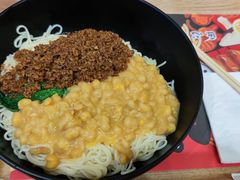 -亚皆老街南宁老友粉·米粉(印象城店)