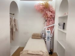 -苗方清颜痘肌研究所