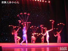 -天桥杂技剧场