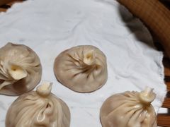 -诚铭记·虾仁汤包·成都小吃(融创店)