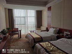 -兴芮温泉度假区