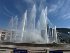 -泉城广场