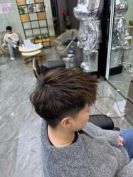 -藤野造型烫染·漂发