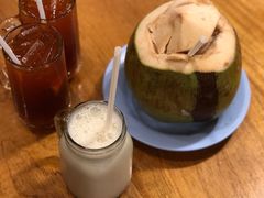 椰子沙冰-两兄弟Song Pee Nong(2号店)