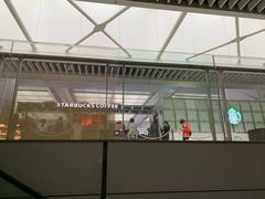 -星巴克(上海虹桥站2A检票口)