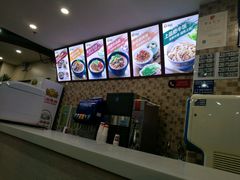 -李先生牛肉面大王(北京站售票厅餐厅)