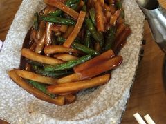 -鲁小三·大骨自助(金山总店)