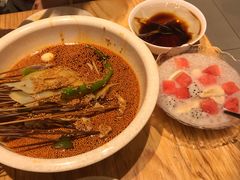 -嘉州叶婆婆钵钵鸡(建设路店)