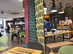 大堂-麦当劳(金山红星美凯龙DT店)