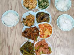 -晓宇盒饭(民安街店)