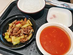 泡椒牛肉饭套餐-乡村基(南坪上海城店)