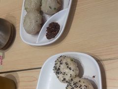 -小杨生煎(浦江欢乐颂店)