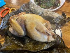 -御霞苑泥烩鸡休闲农庄