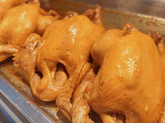 天津童子鸡(锁金东路店)-"[薄荷]环境:在锁金村菜场的旁边,门面.