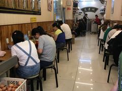 大堂-真素诚·清真(新华路店)