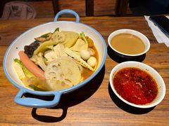 -万记麻辣烫国展总店