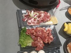-啊美丽炭火烤肉(滑翔一店)