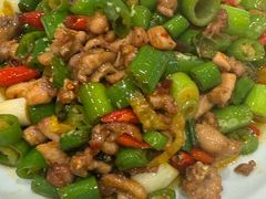 -犇逸·乐山跷脚牛肉·四川现炒(览海店)