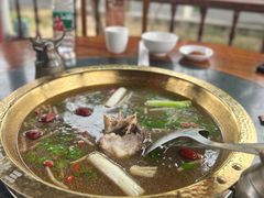 -周老三跷脚牛肉·全牛火锅(非遗传承店)