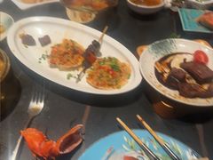 -雍容荟帝王蟹活龙虾展台自助(IFS黑金店)
