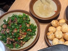 -川堂风·跷脚牛肉·乐山爆炒(宝山日月光店)