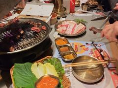 -草家酱蟹炭火烤肉店(珲春南路一店)