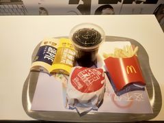 -麦当劳(卫星广场店)