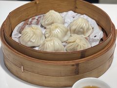 蟹粉小笼-光明邨大酒家(淮海路店)