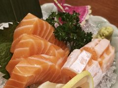 三文鱼刺身-魟阳日式料理(庆春店)