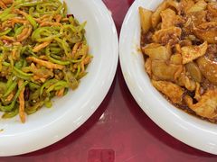 -津鲁园饭店